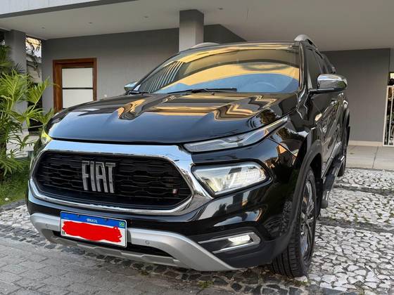 FIAT TORO 2.0 16V TURBO DIESEL RANCH 4WD AT9 FIAT TORO 2.0 16V TURBO DIESEL RANCH 4WD AT9